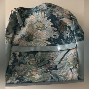 NWOT light blue floral small backpack